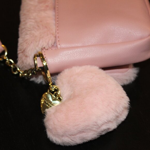 Juicy Couture CROSSBODY PINK purse furry HEART CHARM fluffy Pom Pom puff - Picture 14 of 14